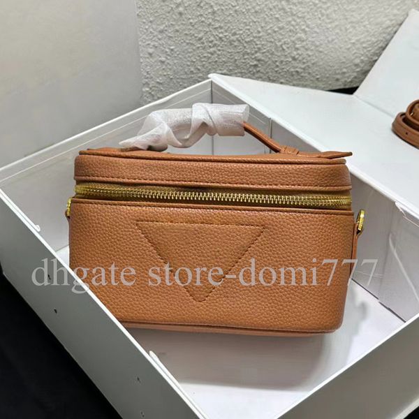 

fashion women's make up bag with gold letters logo cosmetic bags without box