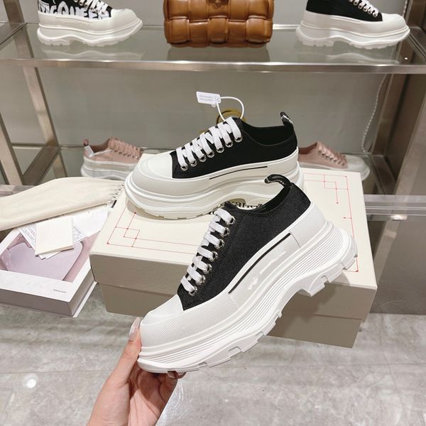 

2023 fashion boots casual shoes patchwork trendy sneakers men women flat lace-up sport skateboarding trainers 0605, Black