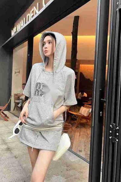 

women's tracksuits designer heavy work nail drill hooded sweater shorts set contour remodeling proportional drawstring beads, Gray