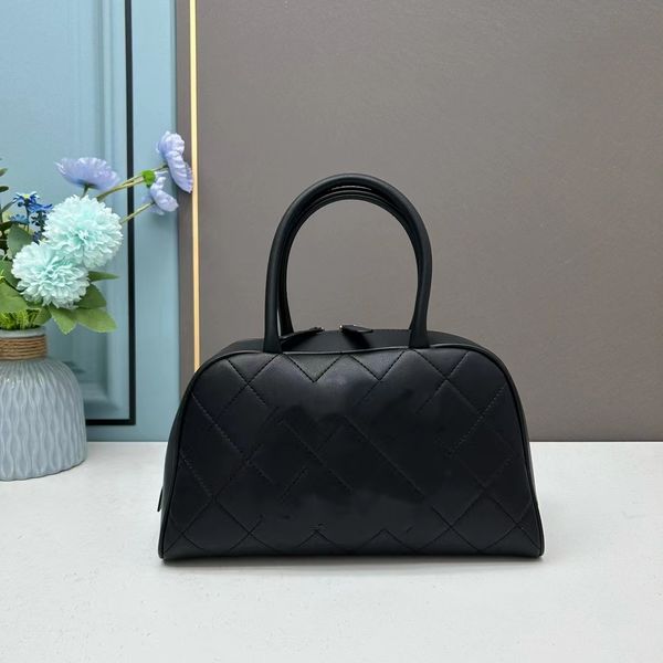 

2023 luxury bags handbags classic medieval store development cowhide leather european original factory hardware: imported italian leather fa