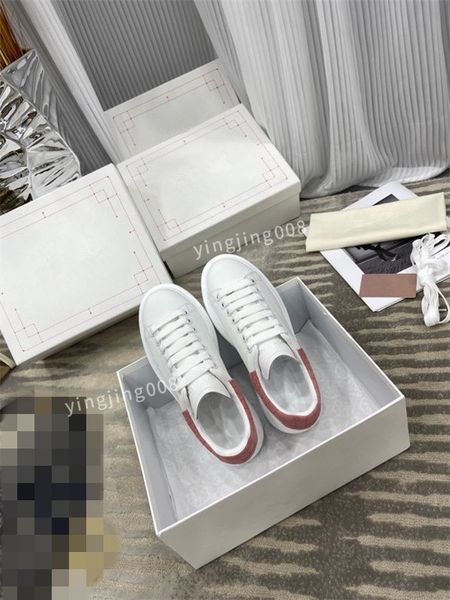 

new brand womens designer summmer classics brand fashion casual shoes woman canvas shoes leather black sole sneakers2023