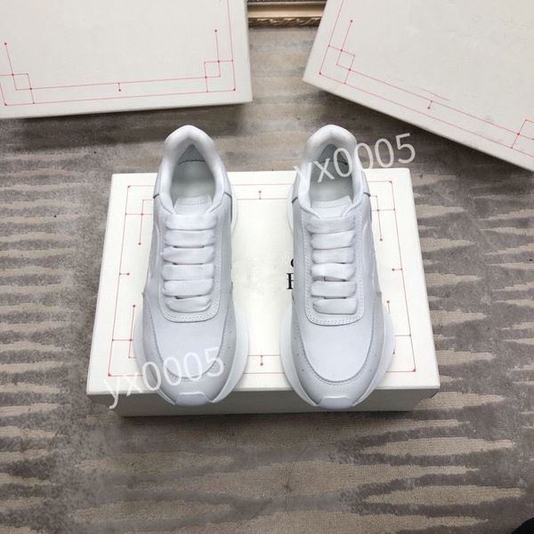 

new designer brand women mens quality classics flat sneaker casual shoes leather white letter overlays fashion platfnorm sneakers2023, Black