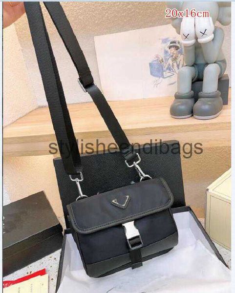 

shoulder bags fashion re-edition luxurys nylon woman men designer bags lady womens mens crossbody tote hobo shoulder purses handbags bag wal