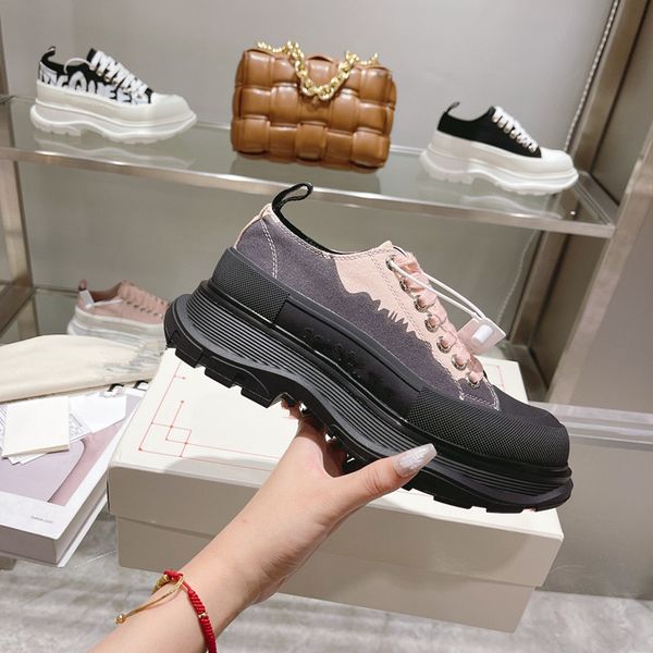 

2023 casual shoes lace-up running trainers woman shoe men gym sneakers women travel leather fashion designer sneaker 0605, Black