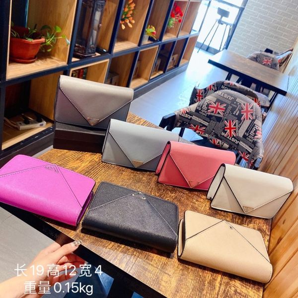 

designer bags envelope bag crossbody shoulder bag metal triangle logo 2023 womens fashion purse leather flap bag