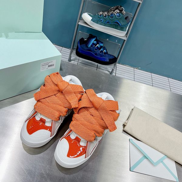 

2023 new casual shoes women designer travel leather lace-up sneaker fashion lady flat running trainers letters woman shoe platform men 0605, Black