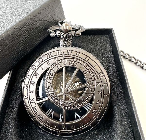 

antique compass hand winding roman hollow mechanical pocket watches, Slivery;golden