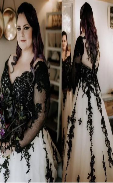 

2022 black and white wedding dress plus size for large size sweetheart backless floor length with long train bridal gowns custom m8084911