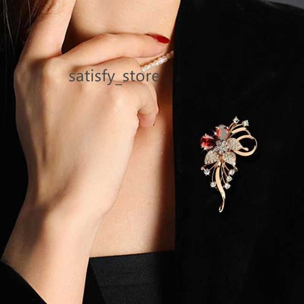 

flower brooch high-end women exquisite luxury temperament brooch design sense suit accessories pin teachers'day gift, Gray