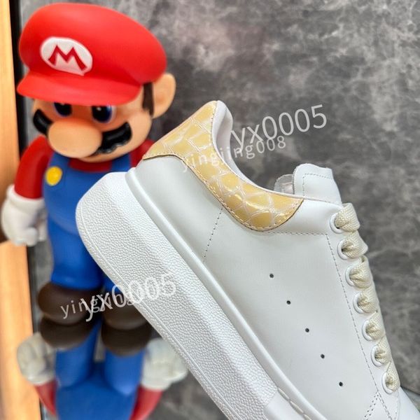 

new designer men quality classics flat sneaker casual shoes leather white letter overlays fashion platfnorm sneakers, Black