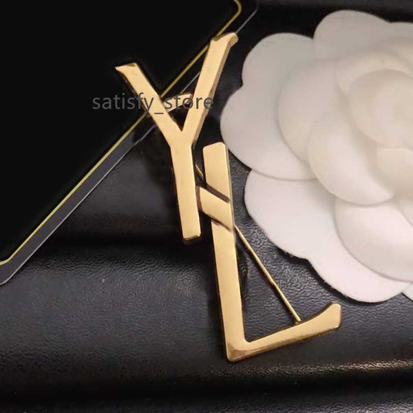 

design gold broochs luxurys desinger brooch women y letter brooches suit pin fashion jewelry clothing decoration accessories, Gray
