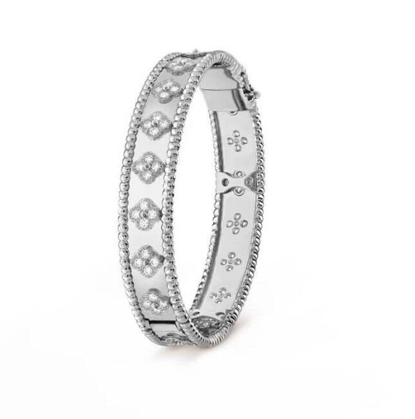 

designer charm bracelets women's bracelets luxury jewelry, Golden;silver