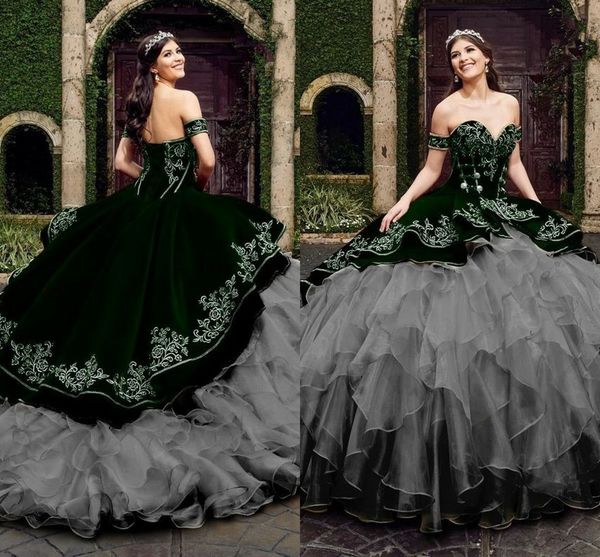 

hunter green velvet princess quinceanera dresses off shoulder embroidery ruffles skirt lace-up corset vestidos de 15 anos, Blue;red