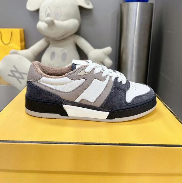 

designer casual shoes sneakers outdoor running shoes men's and women's summer flat-bottomed lace-up casual shoes black, white and