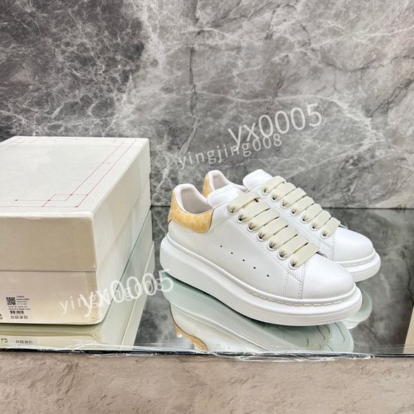 

designer men quality classics flat sneaker casual shoes leather white letter overlays fashion platfnorm sneakers, Black