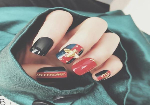 

women 24pcslot diy fashion bee paillette decoration fake nails short round head mix color nail art patches manicure tools d2291722, Red;gold