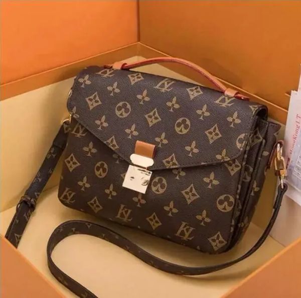 

luxurys designers crossbody bag women handbag messenger lv bags oxidizing leather elegant shoulder bags louise purse vutton crossbody viuton