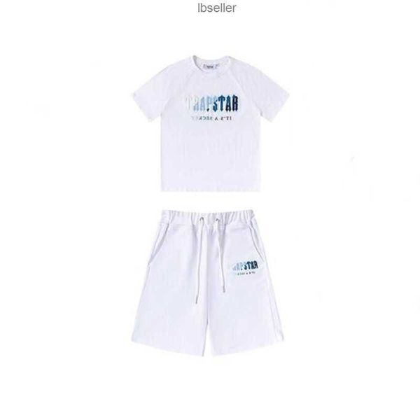 

summer apparel mens women designer trapstar shirt tees fashion casual chest letter tracksuit luxurys street short sleeve clothes tshirt 7rn, White;black