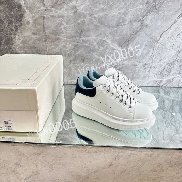 

2023r brand manwomen woman quality classics flat sneaker casual shoes leather white letter overlays fashion platfnorm sneakers, Black