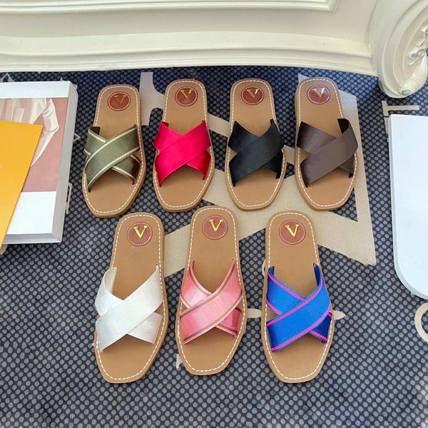 

2023 summer sandals slippers letter flat bottom casual versatile beach outwear waterproof letter cross breathable durable flat bottom sandal, Black