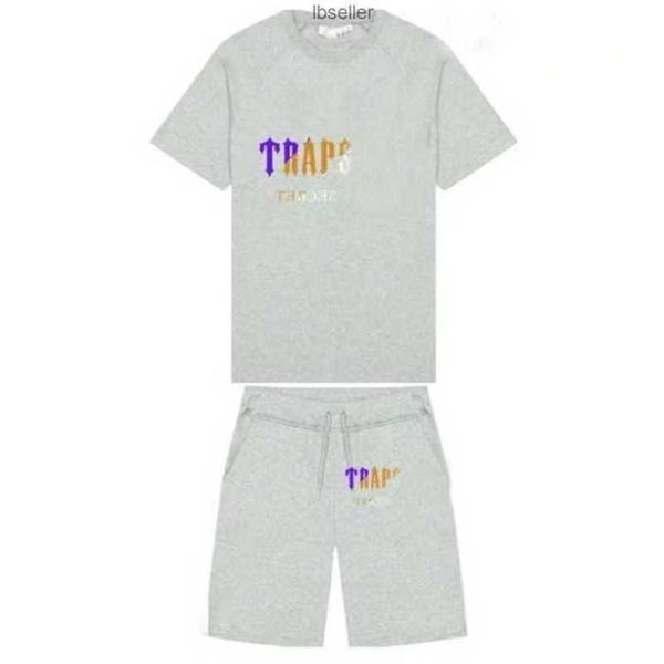 

trapstar new men's t shirt short sleeve designer for men womens tshirts with letters print sleeves summer shirts man tshirt loose tees, White;black