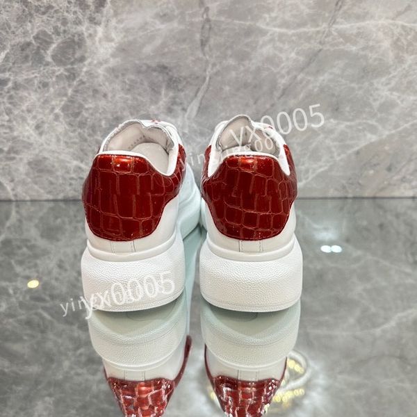 

designer mens women quality classics flat sneaker casual shoes leather white letter overlays fashion platfnorm sneakers2023, Black