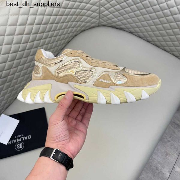 

soled dad shoes cat claw shoes men's 2023 trendy men's increase mesh breathable color matching lace up casual sports shoes men, Black