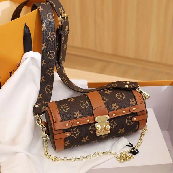 

2023 new female bag color matching handbag underarm cylinder bag shoulder slung chain bag fashion mobile phone bag designer luxury messenger