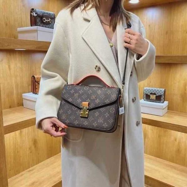 

designer bags women luxurys designers bags messenger handbag 2022 lady totes fashion vintage printing shoulder bag classic crossbody bag st