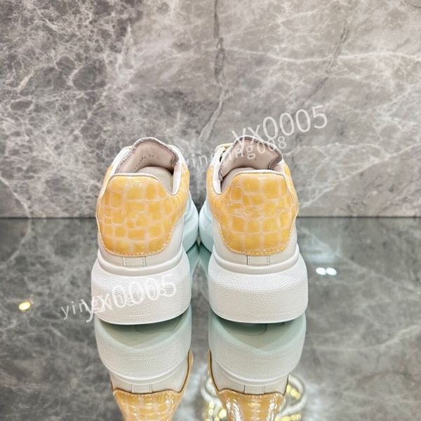 

2023new designer men quality classics flat sneaker casual shoes leather white letter overlays fashion platfnorm sneakers, Black
