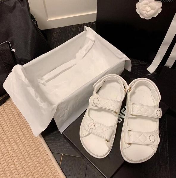 

designer slipper cowhide sandal luxury twine hand man women black white gray soft bottom outdoors slides round head thick bottom casual flat