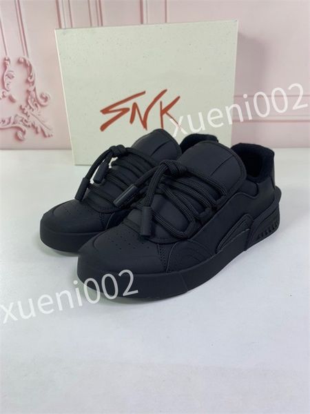 

2023 luxurys designer sneaker shoes casual shoe outdoor sneakers mens womens leather white black platforms