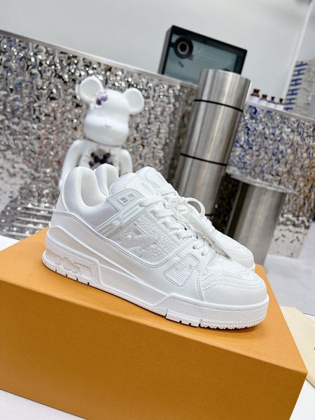 

2023 new designer woman shoe leather lace up men fashion platform sneakers white black mens womens casual 0607