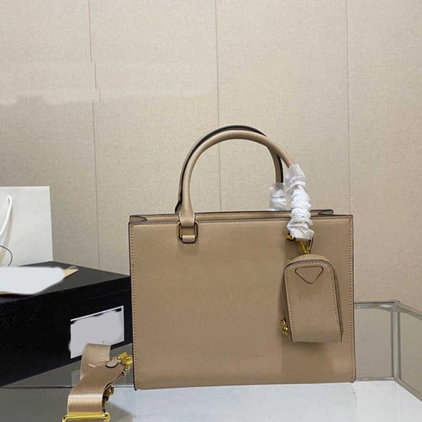 

totes designer bags luxurys handbag briefcase handbags large capacity crossbody shopping purse for travel bookbags 230615