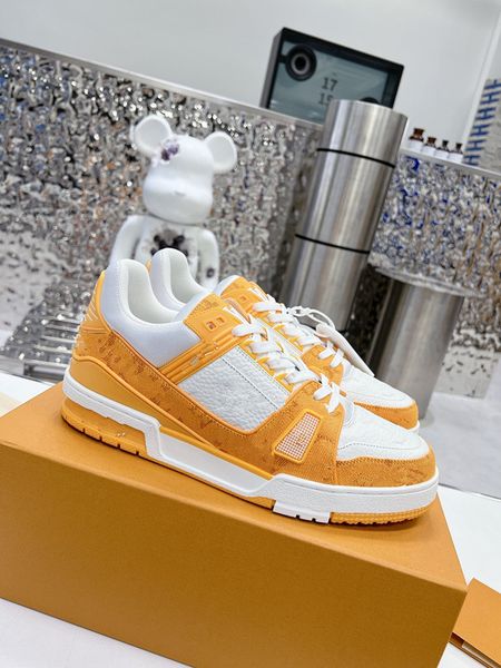 

designer woman shoe leather lace up men fashion platform sneakers white black mens womens casual 0607