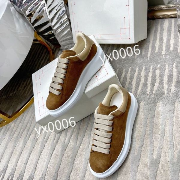 

2023man quality fashion classics sneaker casual shoes trainers dress shoes leather breathable open for change outdoor sports sneakers, Black
