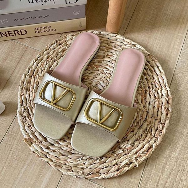 

2023 summer new fashion casual letter slipper fashion one word slippers outwear couple b home 524, Black