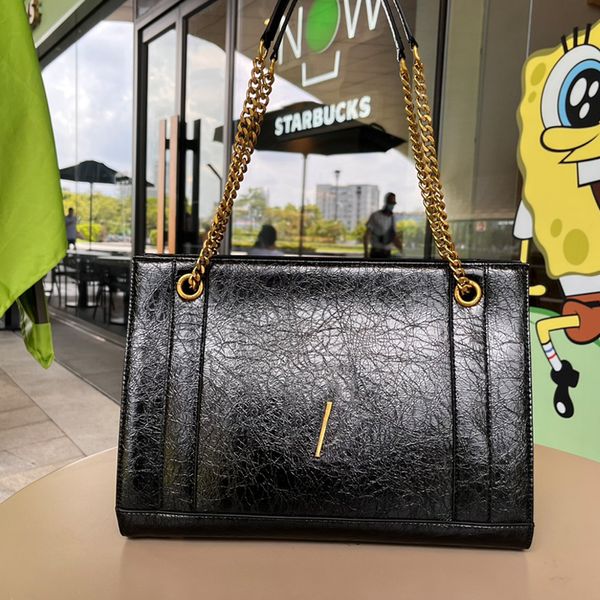 

large capacity tote bag chain shoulder bags genuine leather handbag designer bag oil wax skin fashion metal letter hardware cowhide women po