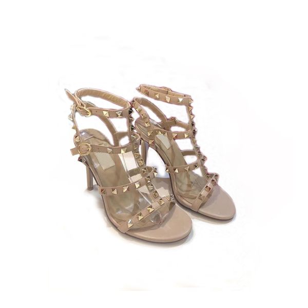 

women's slippers thick soles high heels and open shoes wearing a straight line trawl red on the outside the same style of women's, Black