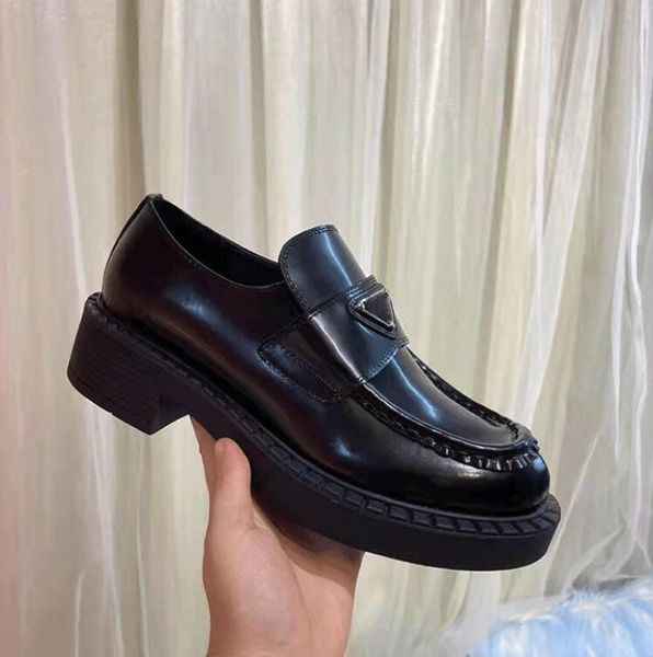 

designer women casual shoes monolith p loafer womens platform sneakers chocolate glossed-leather brushed leather cloudbust luxury sneaker sh, Black