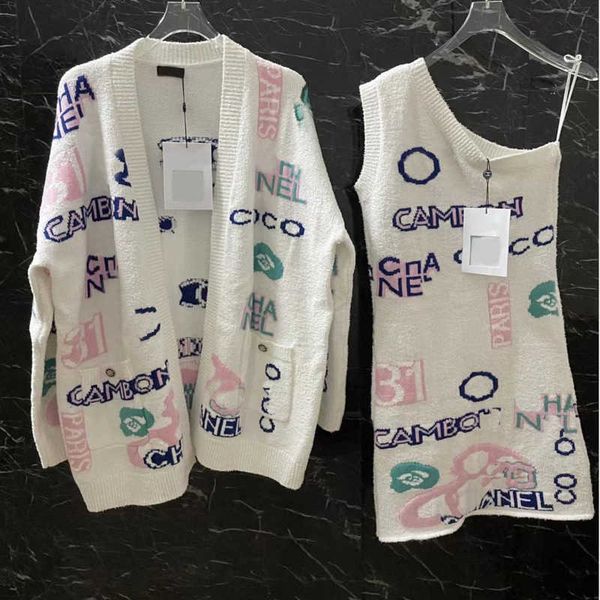 

fashion womens sweaters luxury brand winter contrast embroid patchwork long sleeve cardigans women buttons pockets vintage sweater, White;black