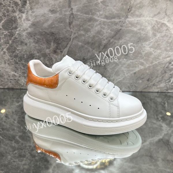 

2023new designer mens womens quality classics flat sneaker casual shoes leather white letter overlays fashion platfnorm sneakers, Black