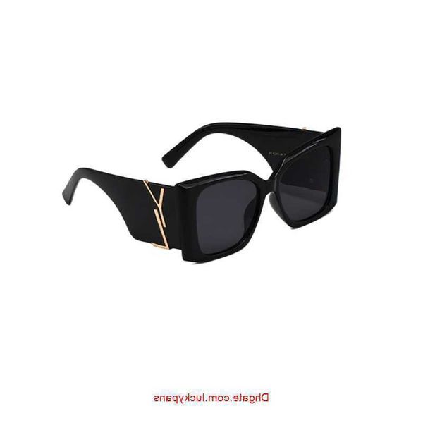 

luxury sunglasses designer sunglasses for women glasses uv protection fashion sunglass letter casual eyeglasses with box very good hwi1, White;black