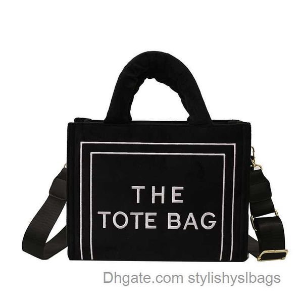 

shoulder bags women's fashion velvet shoulder bags senior luxury designer large-capacity ladies casual handbag female versatile crossbo
