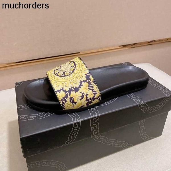

men's shoes fashion casual sandals 2023 summer new medusa sandals men wear straight slippers, Black