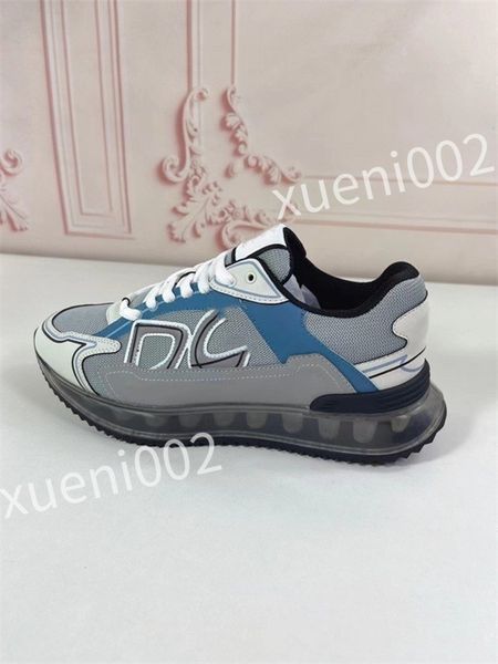 

2023 new fashion designer shoe lightweight lace-up breathable casual sneakers business leisure walking loafers, Black