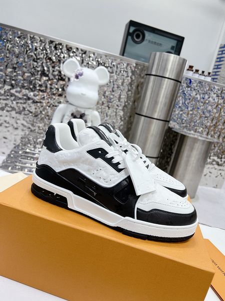 

luxury designer woman's shoe leather lace up men fashion platform sneakers white black mens womens 0607