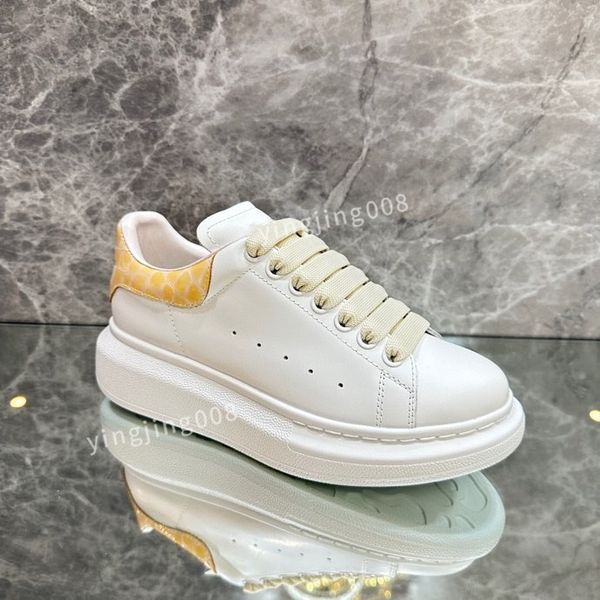 

new woman summmer classics brand fashion casual shoes womans canvas shoes leather black sole sneakers2023