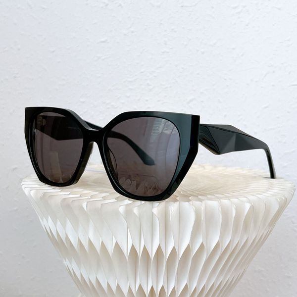 

cat eye womens sunglasses modern fashion avant garde futuristic outer frame size 55 17 145 mens sunglasses 3d temples vu400 protection, White;black