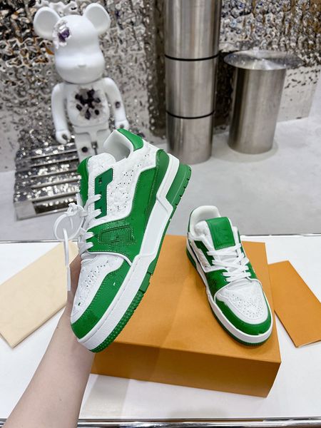

luxury designer woman's shoe leather lace up men fashion platform sneakers white black mens womens casual shoes 0607